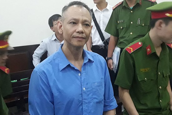 “Nỗi oan yêu râu xanh”: Hiếp dâm “hụt” vẫn già mồm trách em vợ ăn mặc mát mẻ