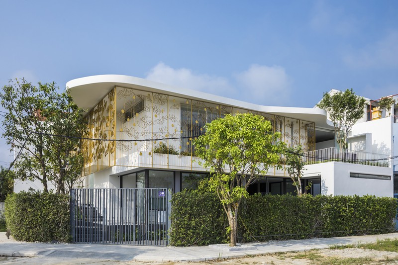 Nhà hoa sen thể hiện nghị lực phi thường của cô giáo khuyết tật-1