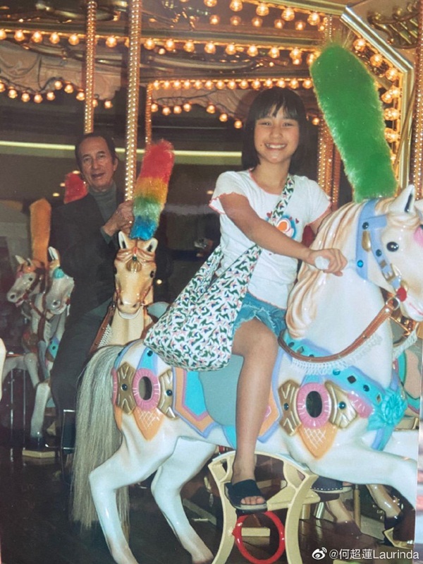 Gia tộc Vua sòng bài Macau trong Ngày của Cha: Hầu hết đều im lặng, chỉ có 2 tiểu thư đăng ảnh nhớ thương người cha quá cố-3