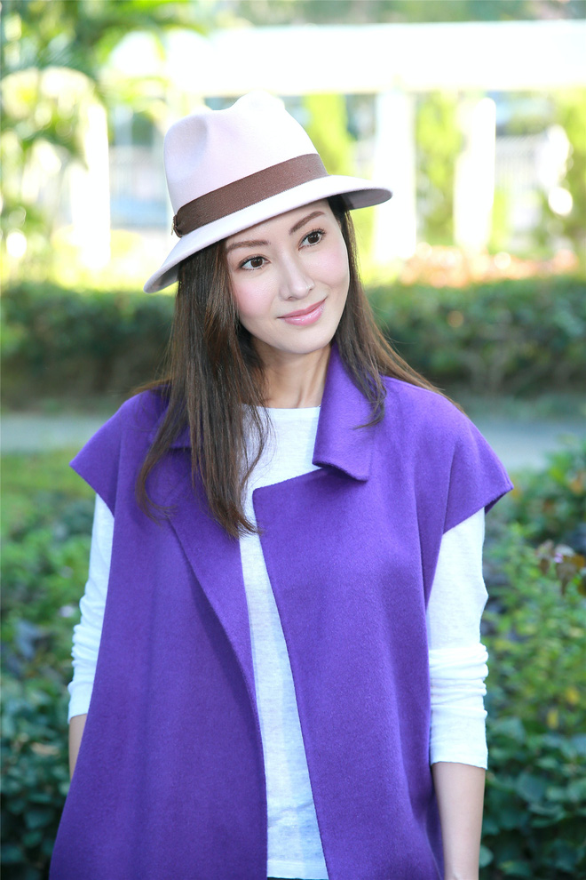 Hoa hậu đẹp nhất Hong Kong được 3 đại gia theo đuổi cùng lúc giờ ra sao?-12