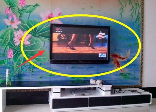 Đặt TV trong nhà thế nào cho đúng? Nhiều người đang phạm phải điều cấm kỵ này, bảo sao ảnh hưởng sức khỏe-1