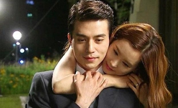 Bố mẹ cho tiền mua nhà chồng đòi đứng tên, tôi nói câu khiến anh tái mặt rồi hủy hôn-1