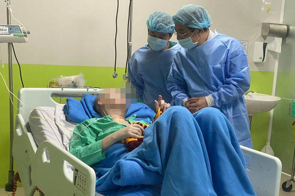 Đại sứ quán Anh đề nghị cho phi công người Anh về nước ngày 12-7-2