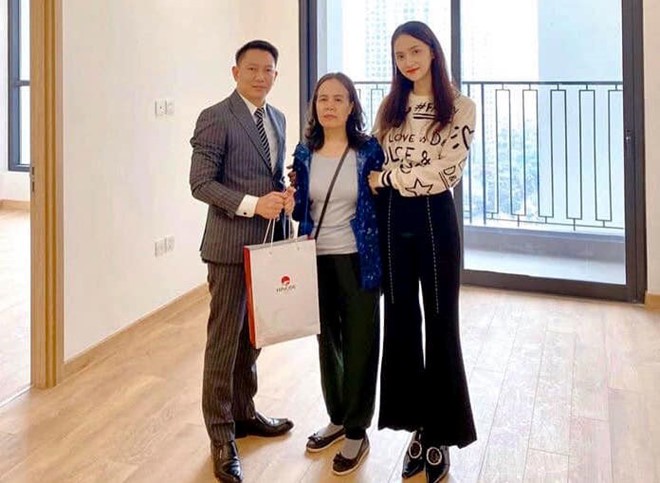 Soi khối tài sản khủng của Hoa hậu chuyển giới Hương Giang ở tuổi 28-5