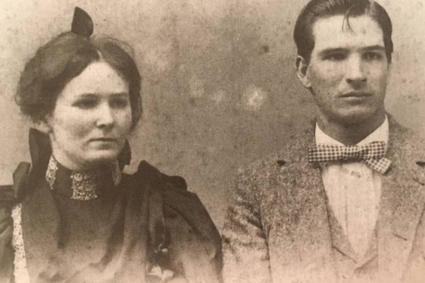 Người phụ nữ bị cướp giết trong thang máy khu dân cư, người chồng ám ảnh với cảnh tượng cuối của vợ và hung thủ-2