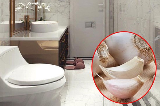 Những cách vệ sinh bồn cầu bằng nguyên liệu có sẵn vô cùng đơn giản và hiệu quả