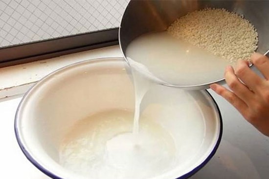 Vo gạo bao lần là đủ, nấu cơm bằng nước sôi hay lạnh? Nhiều người làm sai nên không ngon