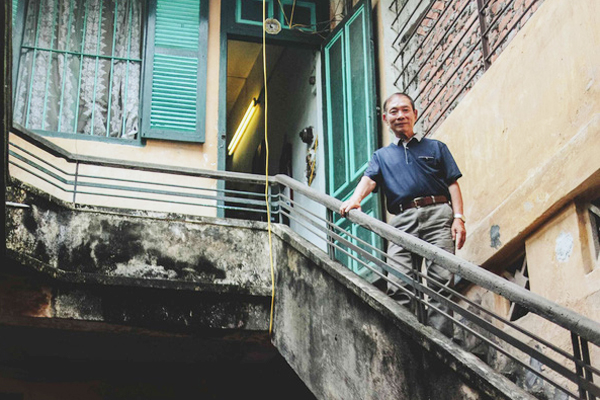 Mẹ đảm Hải Phòng trồng rau, nuôi cá trên sân thượng biệt thự triệu USD-14