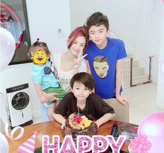 Bố Tạ Đình Phong ngầm xác nhận nam tài tử chính là cha đẻ con trai út của Trương Bá Chi?-5