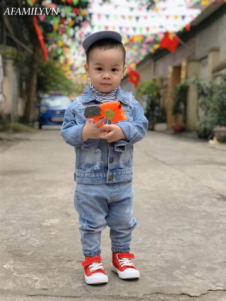 Đang trong cơn rặn đẻ, mẹ bầu Nghệ An bỗng nói một câu khiến cả ê-kíp đỡ đẻ phì cười-5