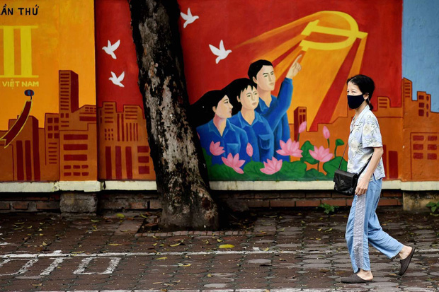 Tôi mắc nợ Việt Nam - Những ngày tháng chiến đấu với dịch Covid-19 qua lời kể của công dân Anh sống tại Hà Nội-5