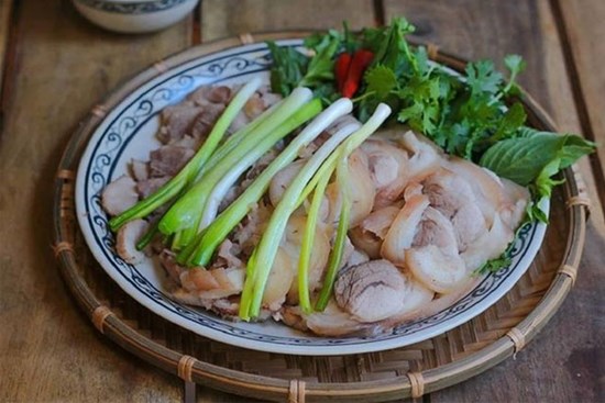 Luộc thịt theo cách này, bảo sao chất bổ trôi hết ra ngoài, chất có hại lại ngấm vào trong