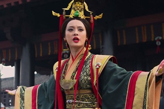 Vị Vương hậu ghen tuông tiếng tăm trong lịch sử, nhiều lần chỉ cần dùng một chiêu duy nhất mà thanh tẩy cả hậu cung, khiến tình địch “sống không bằng chết”