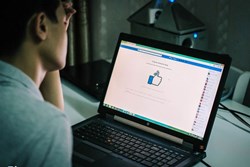 Từ vụ Quang Hải, bạn nên bảo vệ Facebook cá nhân theo 6 cách này