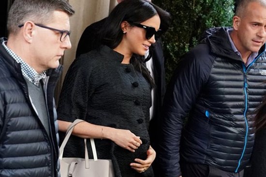 Meghan Markle dính nghi án mang thai em bé thứ 2 với một số dấu hiệu rõ rệt cùng toan tính khiến hoàng gia Anh không kịp trở tay