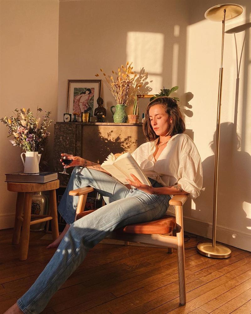 Để diện đồ công sở chuẩn xinh và thanh lịch không kém phụ nữ Pháp, chị em chỉ cần sắm 5 items-15