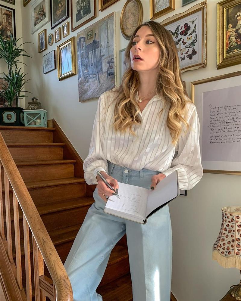 Để diện đồ công sở chuẩn xinh và thanh lịch không kém phụ nữ Pháp, chị em chỉ cần sắm 5 items-2