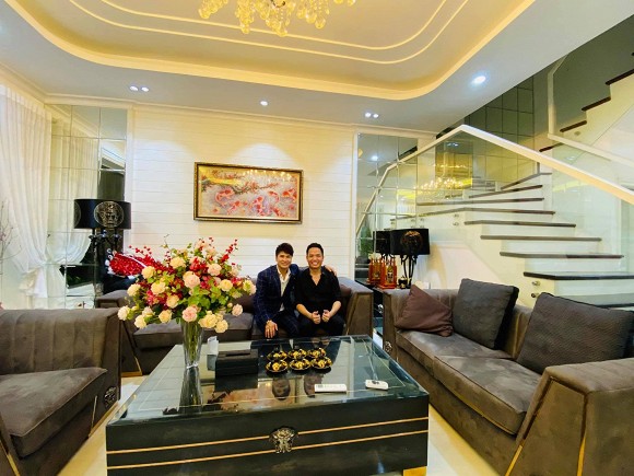 Ca sĩ Lương Gia Huy đến thăm biệt thự 20 tỉ của Quang Hà-4