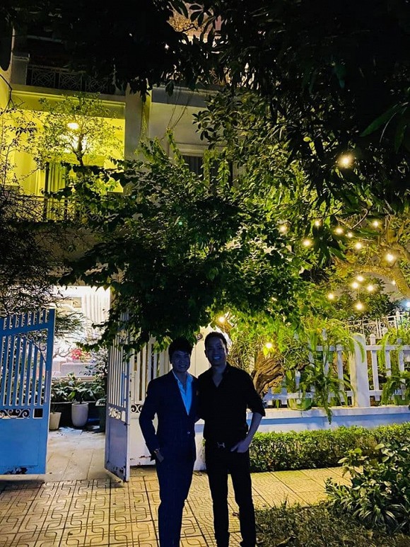 Ca sĩ Lương Gia Huy đến thăm biệt thự 20 tỉ của Quang Hà-7