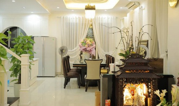 Ca sĩ Lương Gia Huy đến thăm biệt thự 20 tỉ của Quang Hà-15