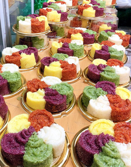 Tới tấp đặt xôi ngũ sắc tết Đoan ngọ, tiểu thương ngày bán trăm đĩa-2