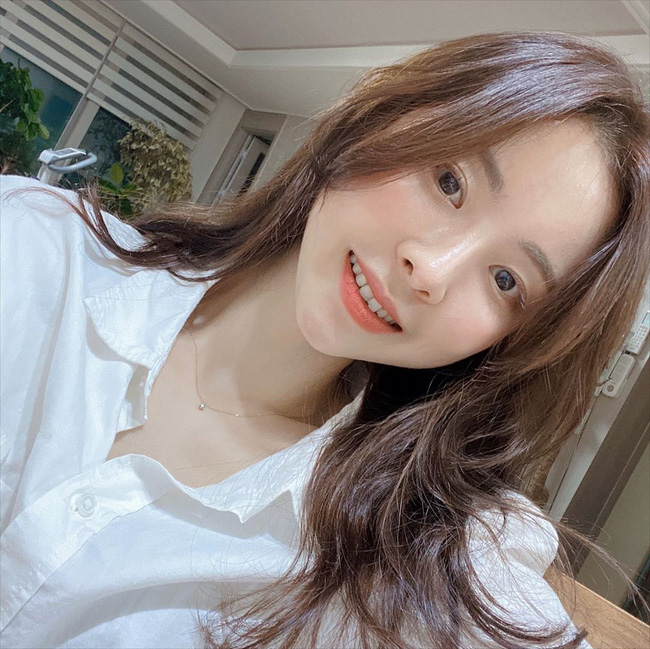 Bác sĩ nhắc chị em phải nhớ 5 điều khi dùng kem chống nắng để da bất khả xâm phạm dù thời tiết gay gắt đến đâu-4