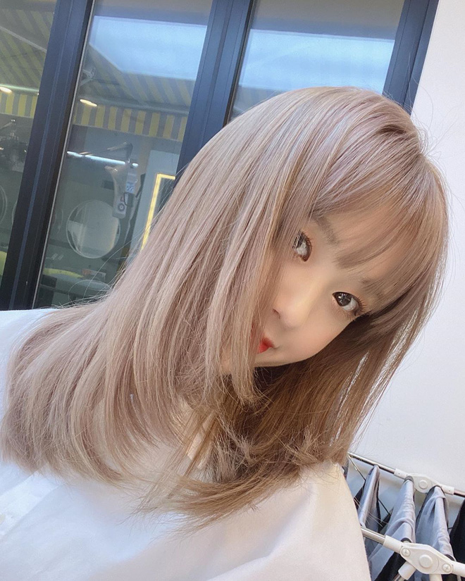Hè này mà chơi màu beige cho tóc thì bạn không chỉ xinh ngọt mà visual cũng lên mây”-5