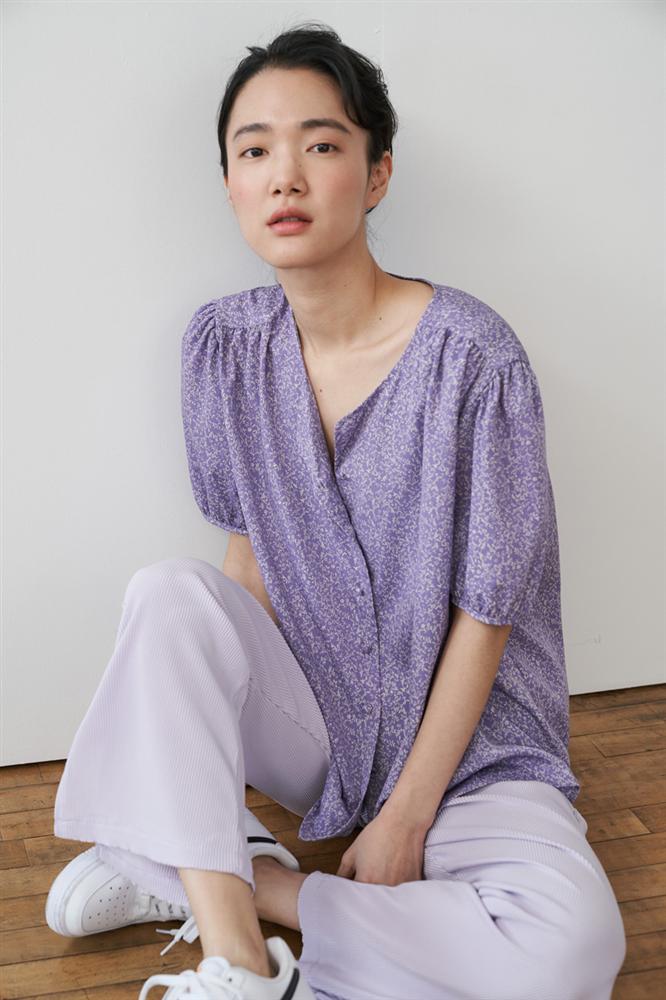 4 items kết hợp cực nuột với áo tím hot hit, chị em diện lên chỉ đẹp và sang chứ không có chuyện sến-7