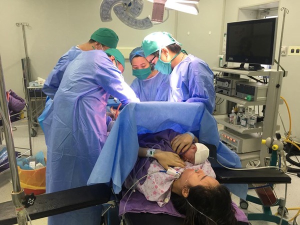 Đau bụng khi đang bầu 23 tuần, mẹ Quảng Ninh đi khám rồi đau đớn nhận tin dữ-2