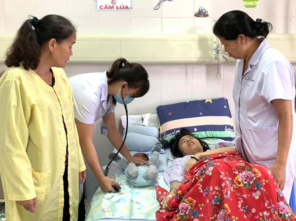 Đau bụng khi đang bầu 23 tuần, mẹ Quảng Ninh đi khám rồi đau đớn nhận tin dữ-3