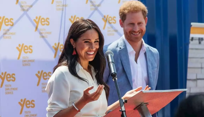Nhà Meghan Markle đi theo con đường của vợ chồng ông Obama, chuẩn bị tái xuất với vai trò mới nhưng dư luận cầu xin hãy để Công nương Diana được yên-1