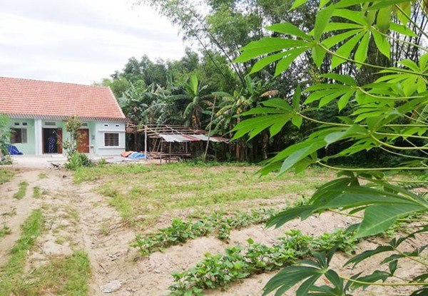 Sở hữu gia tài chục tỷ, nhà ở quê của sao Việt lại khác xa: Nhã Phương bất ngờ nhất!-10