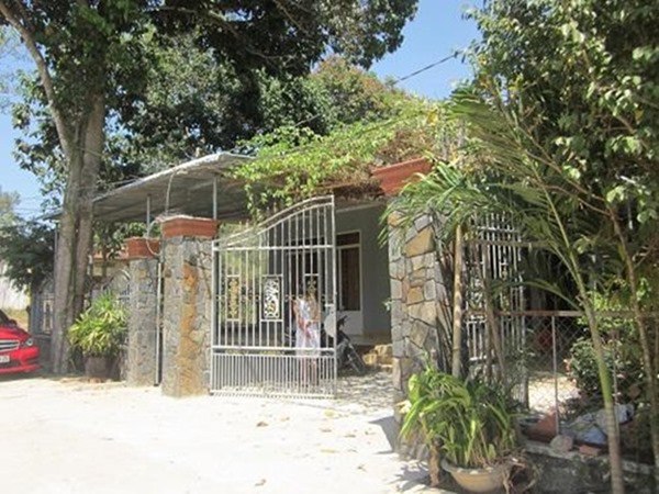 Sở hữu gia tài chục tỷ, nhà ở quê của sao Việt lại khác xa: Nhã Phương bất ngờ nhất!-11