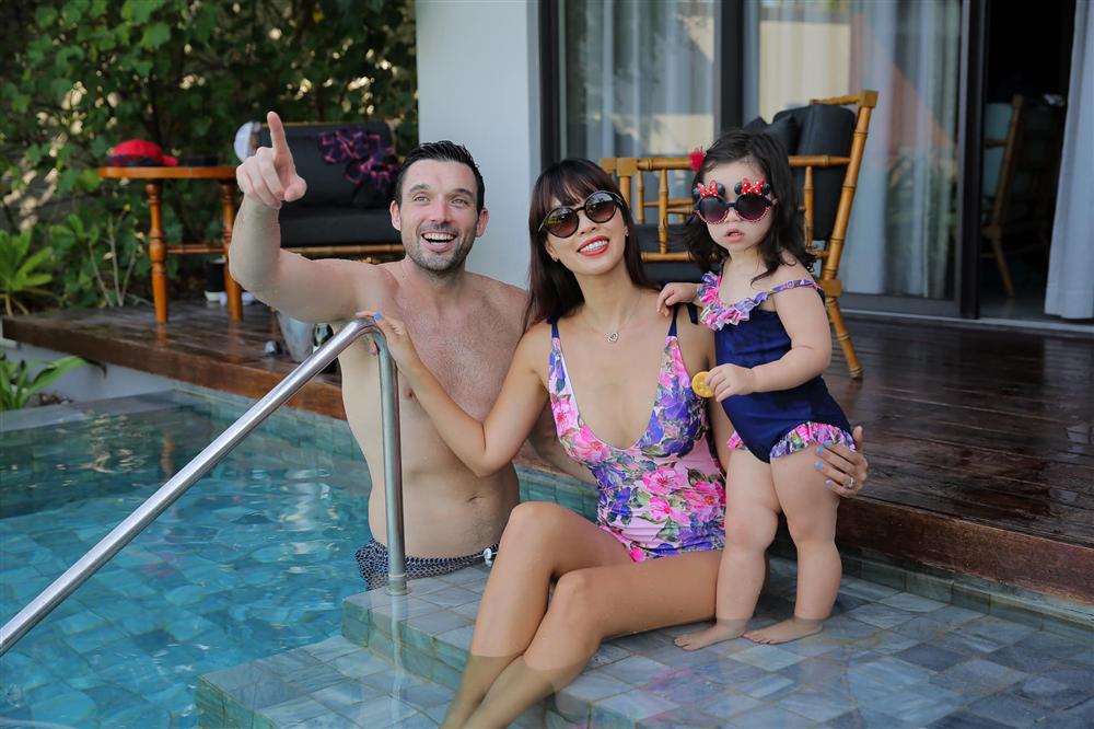 Bé Myla mới 2 tuổi đã sở hữu chiều cao của trẻ 3 tuổi, nhìn cách nuôi con của siêu mẫu Hà Anh có nhiều điều đáng học hỏi-3