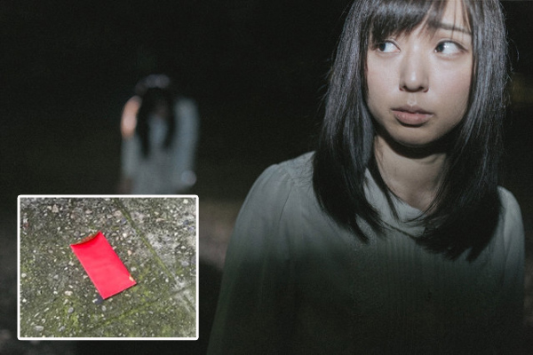 Nhặt túi rác trong nhà vệ sinh trường đại học, nữ lao công chết lặng khi mở ra-2