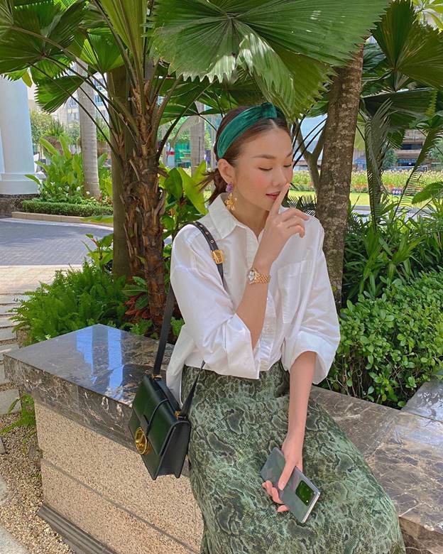 Càng lớn tuổi, các mỹ nhân 8x sau của Vbiz ngày một trẻ trung sành điệu là vì họ cực ưu ái 5 món thời trang-17