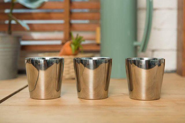 Lưu ý quan trọng khi dùng các loại cốc uống nước, ghi nhớ để không đầu độc mình-1