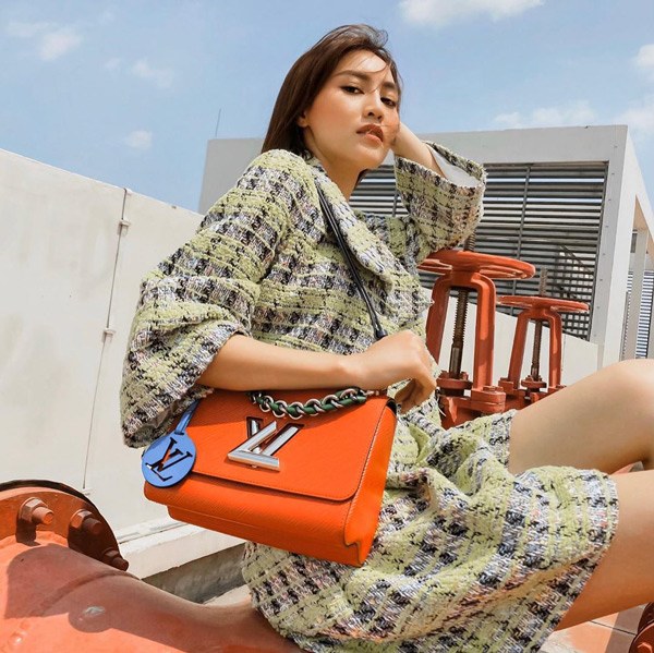 Lan Ngọc quấn khăn làm áo, nhìn sơ cứ như vải vụn nhưng sự thật hoàn toàn ngược lại-6