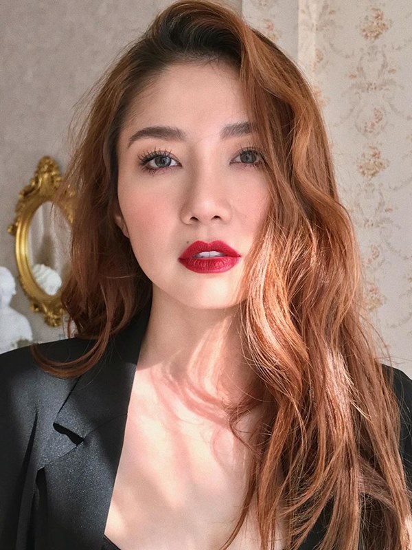 Bất ngờ với hình ảnh Minh Khuê Cô gái xấu xí ngày nào nay lột xác gợi cảm, chăm tập tành để cải thiện vóc dáng-3