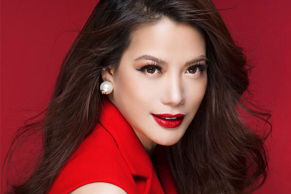 12 tuổi, con gái Trương Ngọc Ánh đã sở hữu đôi chân thon dài như siêu mẫu-4