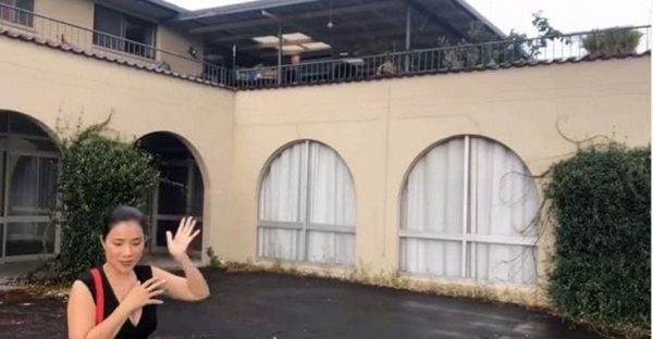 2 mẹ đơn thân sắm nhà bên trời Tây: Phi Nhung kiếm tiền như nước nhưng ở nơi giản dị-5