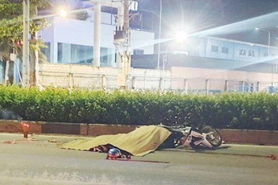 Phát hiện thi thể đôi nam nữ biến dạng giữa đường lúc rạng sáng