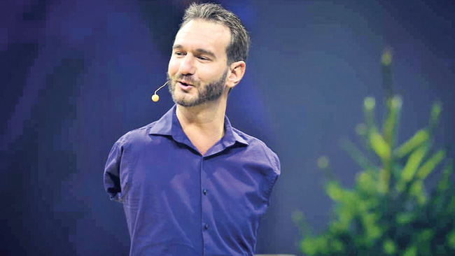 Cuộc sống hiện tại của người không tay không chân Nick Vujicic từng gây bão khi đến Việt Nam khiến ai cũng ngưỡng mộ-2