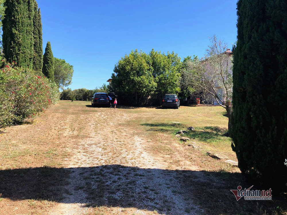 Villa 10.000 m2 của Hoa hậu Ngô Mỹ Uyên cùng chồng Tây-2