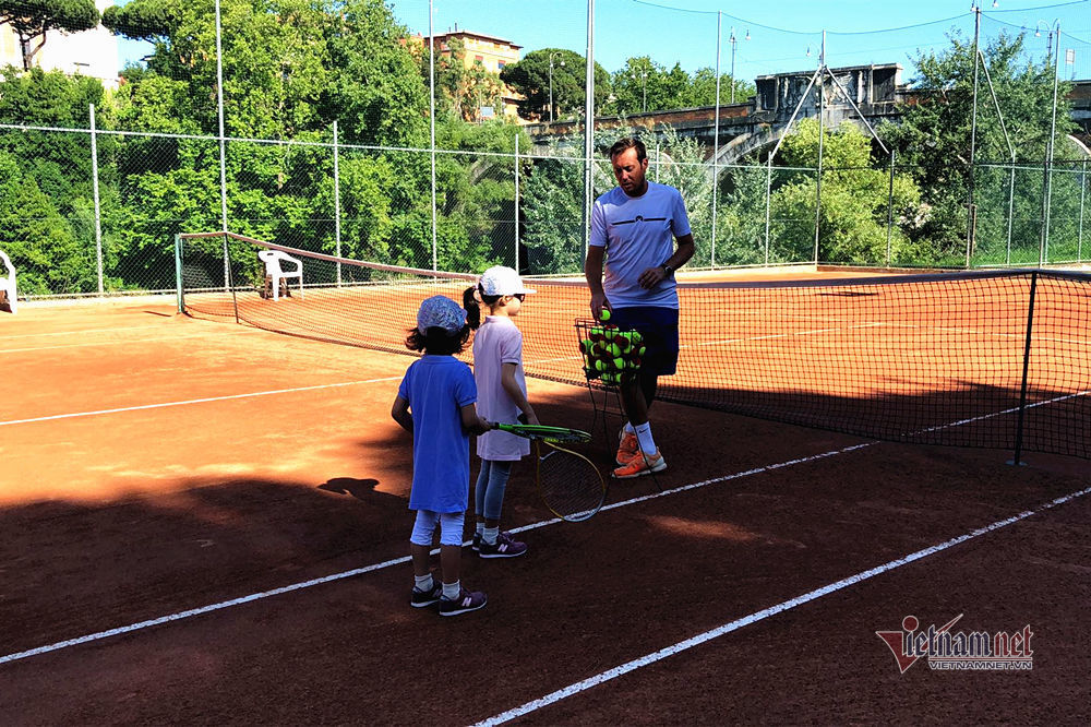 Villa 10.000 m2 của Hoa hậu Ngô Mỹ Uyên cùng chồng Tây-18