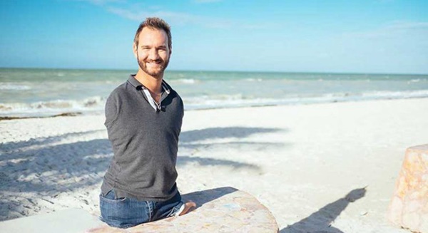 Xuất hiện em bé sinh ra không có cả tay lẫn chân, giống hệt hội chứng mà Nick Vujicic mắc phải-2