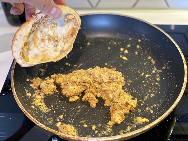 Chàng trai Việt chỉ cách làm mì sốt cua ngon như nhà hàng-3