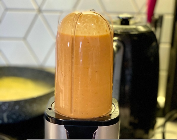 Chàng trai Việt chỉ cách làm mì sốt cua ngon như nhà hàng-6