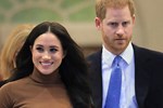 Tiết lộ mới gây sốc: Hoàng gia tức giận, Harry xấu hổ vì hành động vô duyên của Meghan ngay trong hôn lễ của công chúa nước Anh-4