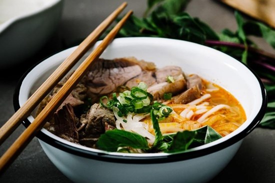 Loại chất độc mà WHO xếp vào nhóm gây ung thư số 1, nấu chín cũng không thể tiêu diệt hóa ra luôn tồn tại ở 4 món đồ này trong bếp nhà bạn